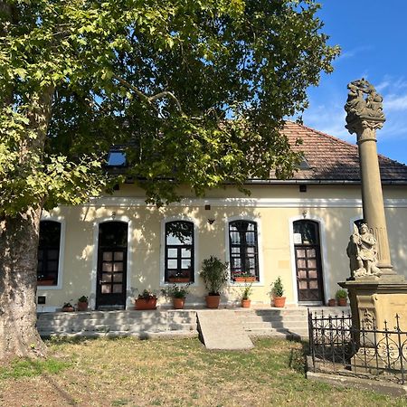 Bor Es Kenyer Otel Hegymagas Dış mekan fotoğraf