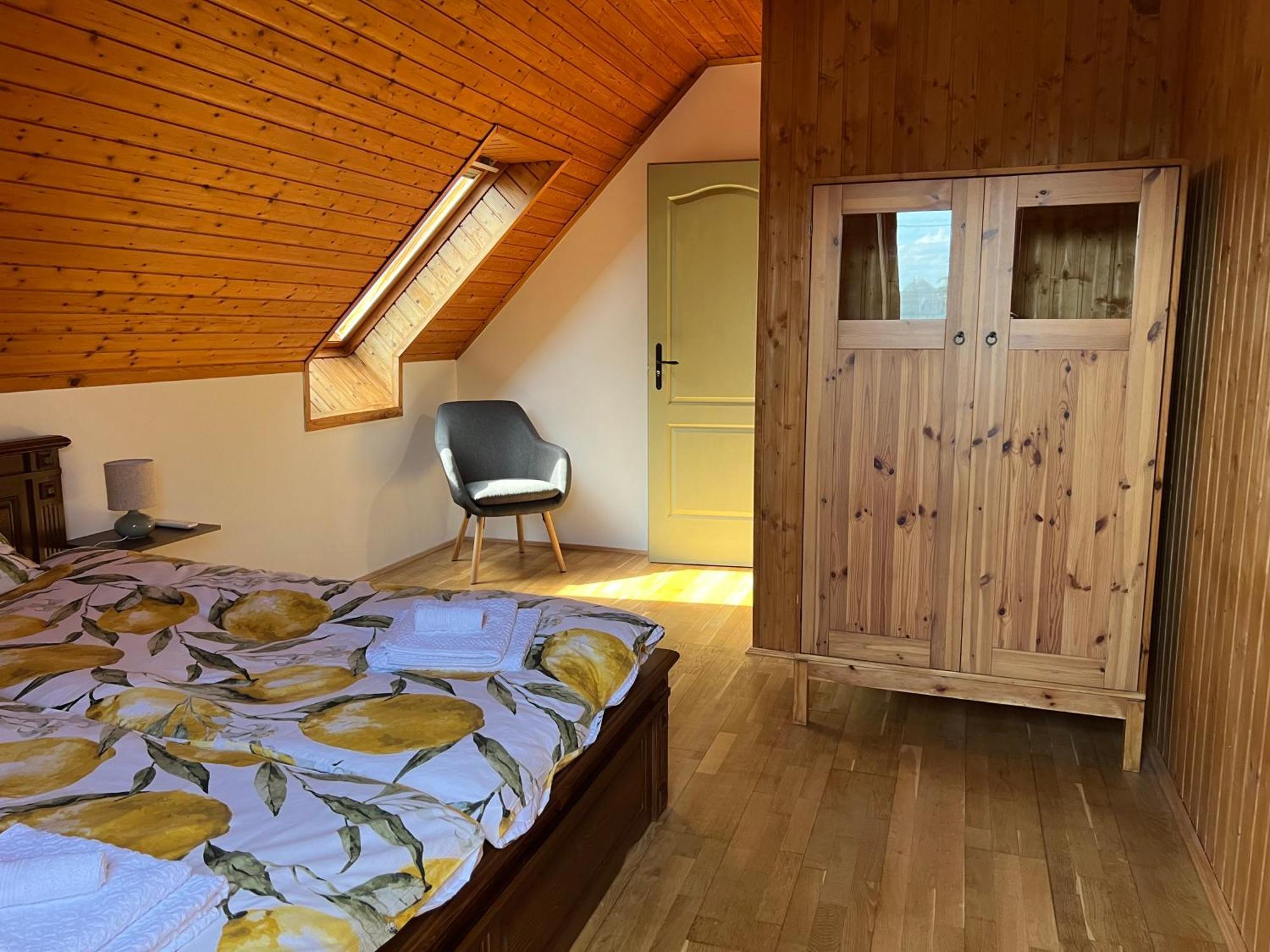 Bor Es Kenyer Otel Hegymagas Dış mekan fotoğraf